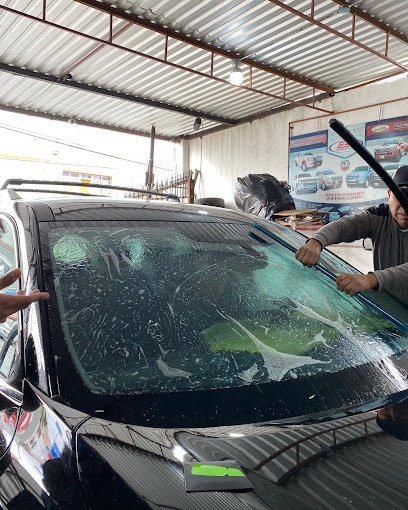 Negocio El Jefe Polarizado Y Accesorios Para Auto