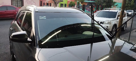 Negocio Nayam Caraudio Y Window Tint