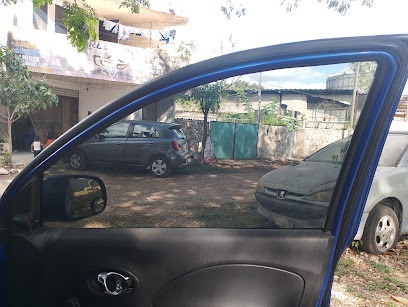 Negocio Polarizados Y Auto Accesorios Red Car