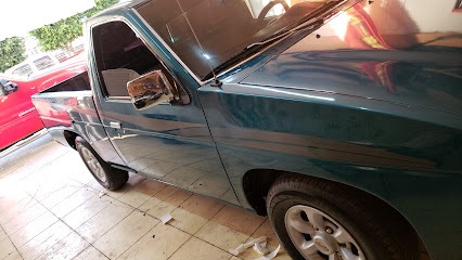 Negocio Windows Tint Garage
